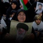 upacara yang berlangsung di Teheran dan dihadiri lautan pelayat. Dok reuters